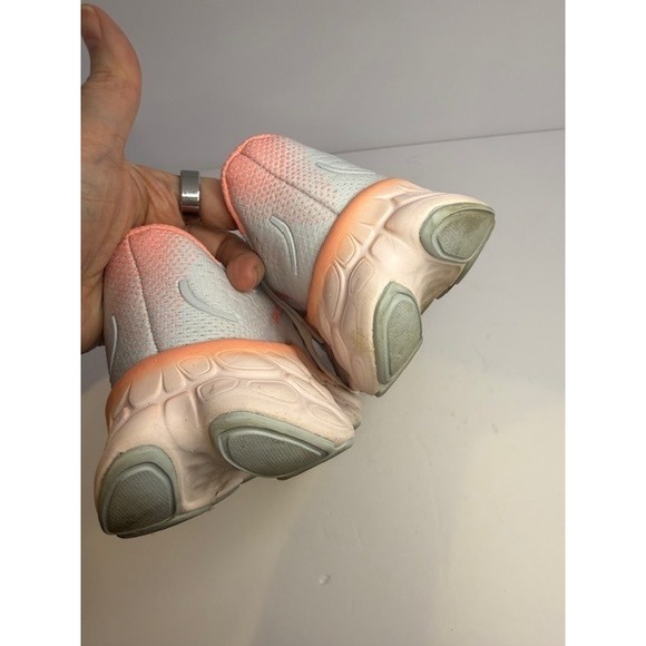 New Balance Fresh Foam X More v4 Grey Peach Running Shoes WMORCM4 Womens 8.5 - Picture 5 of 10